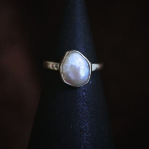 Venus-Pearl size 6 Ring