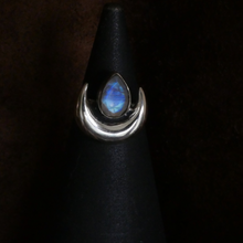 Moonstone Luna Size 5 Ring