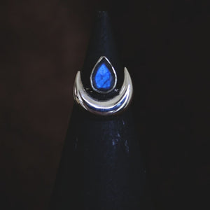 Labradorite Luna Size 5 Ring